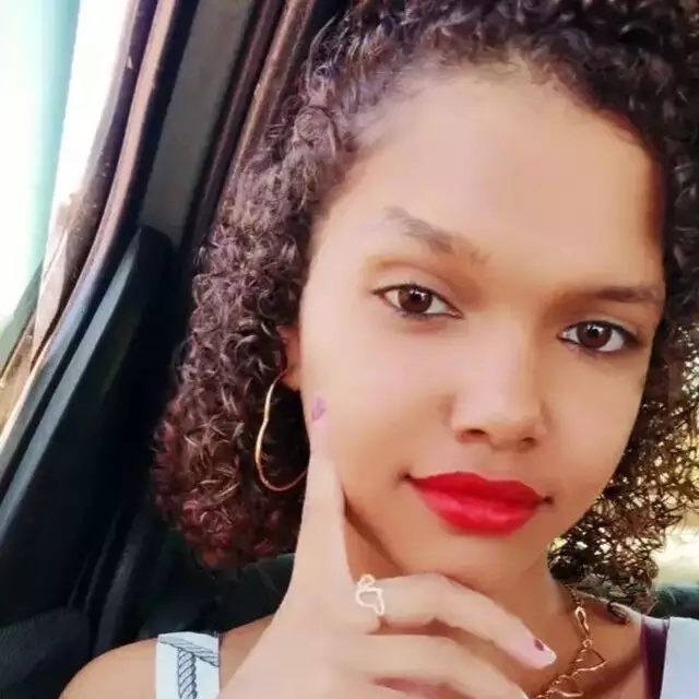 Silvana Maxine de Souza Fernandes, que se matou após assassinar as duas filhas - Foto: Reprodução