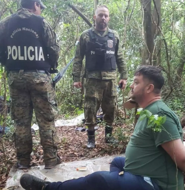 Fabio Dornaldo de Moraes Schultz foi preso hoje numa mata em Capitán Bado (Foto: Campo Grande News)
