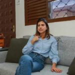 ENXAQUECA FEZ CAMILA DESCOBRIR CÂNCER DE TIREOIDE QUE EVOLUIU PARA METÁSTASE